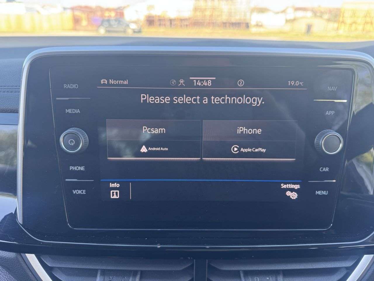 2023 VOLKSWAGEN T-ROC 2023 VOLKSWAGEN T-ROC