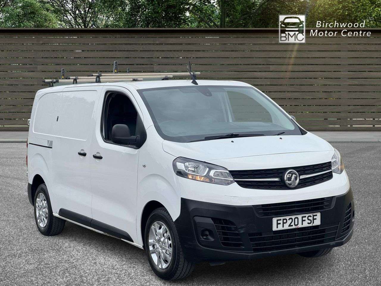 A 2020 VAUXHALL VIVARO 2.0 Turbo D 3100 Dynamic Panel Van 6dr Diesel Manual L1 H1 Euro 6 (s/s) (12 A 2020 VAUXHALL VIVARO 2.0 Turbo D 3100 Dynamic Panel Van 6dr Diesel Manual L1 H1 Euro 6 (s/s) (12