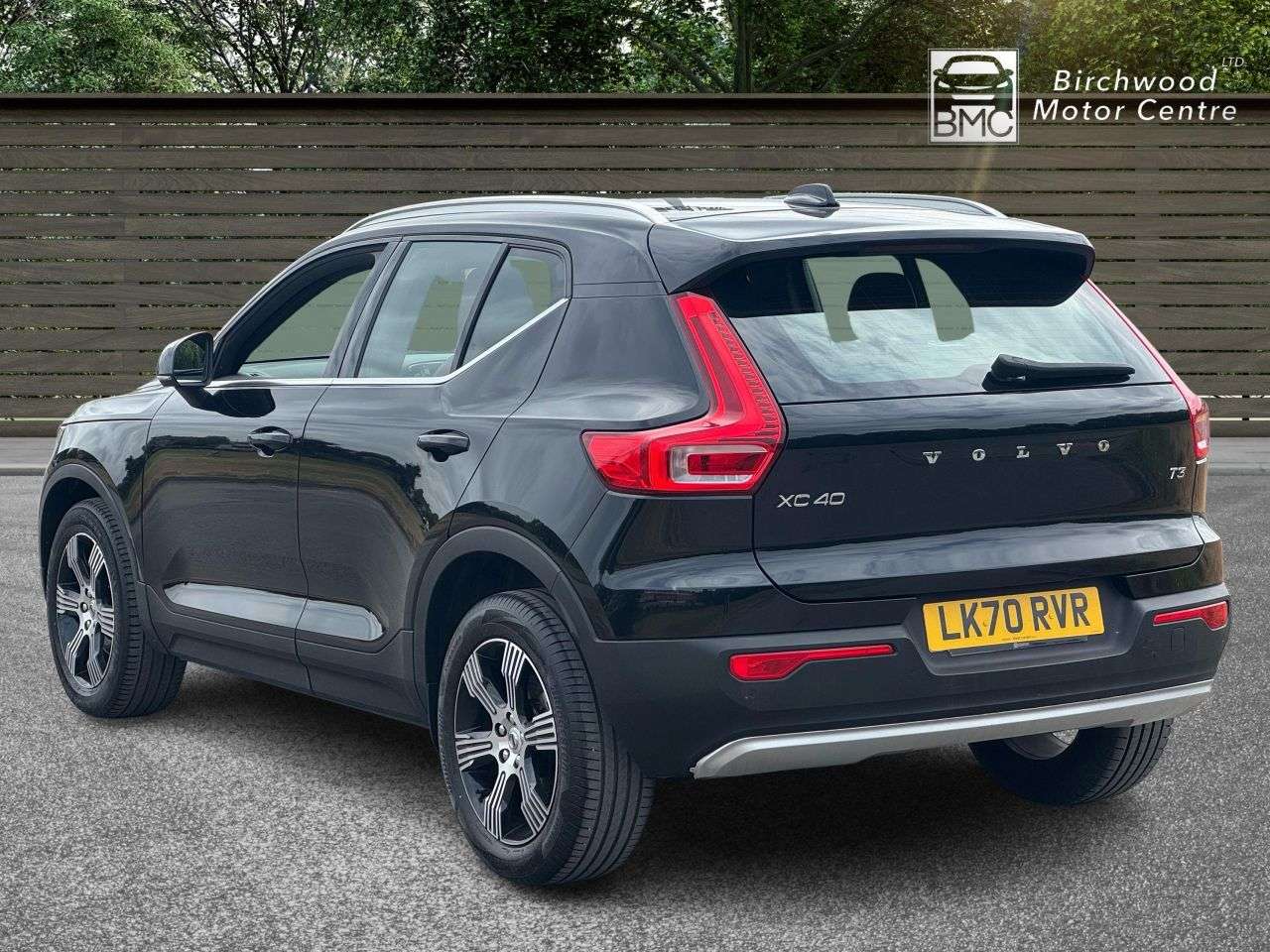 2021 VOLVO XC40 2021 VOLVO XC40