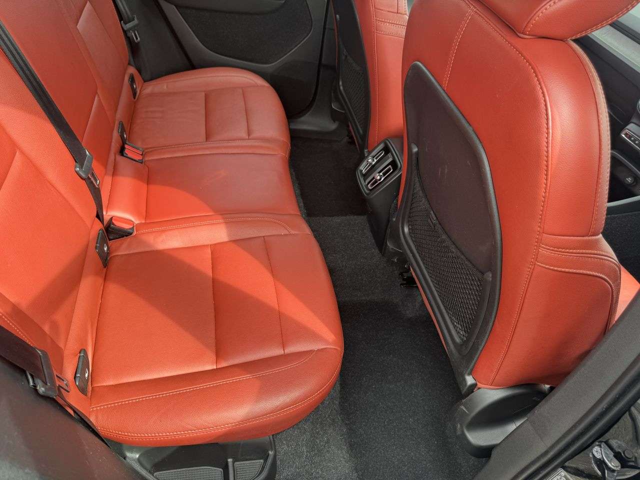 2021 VOLVO XC40 2021 VOLVO XC40