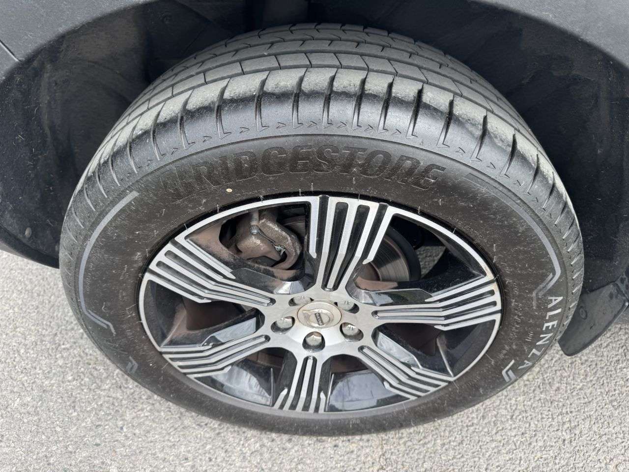 2021 VOLVO XC40 2021 VOLVO XC40
