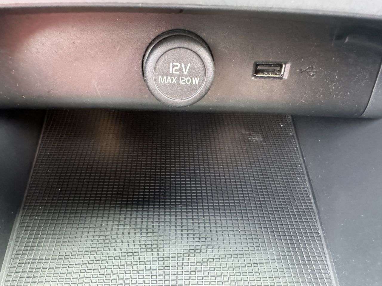 2021 VOLVO XC40 2021 VOLVO XC40