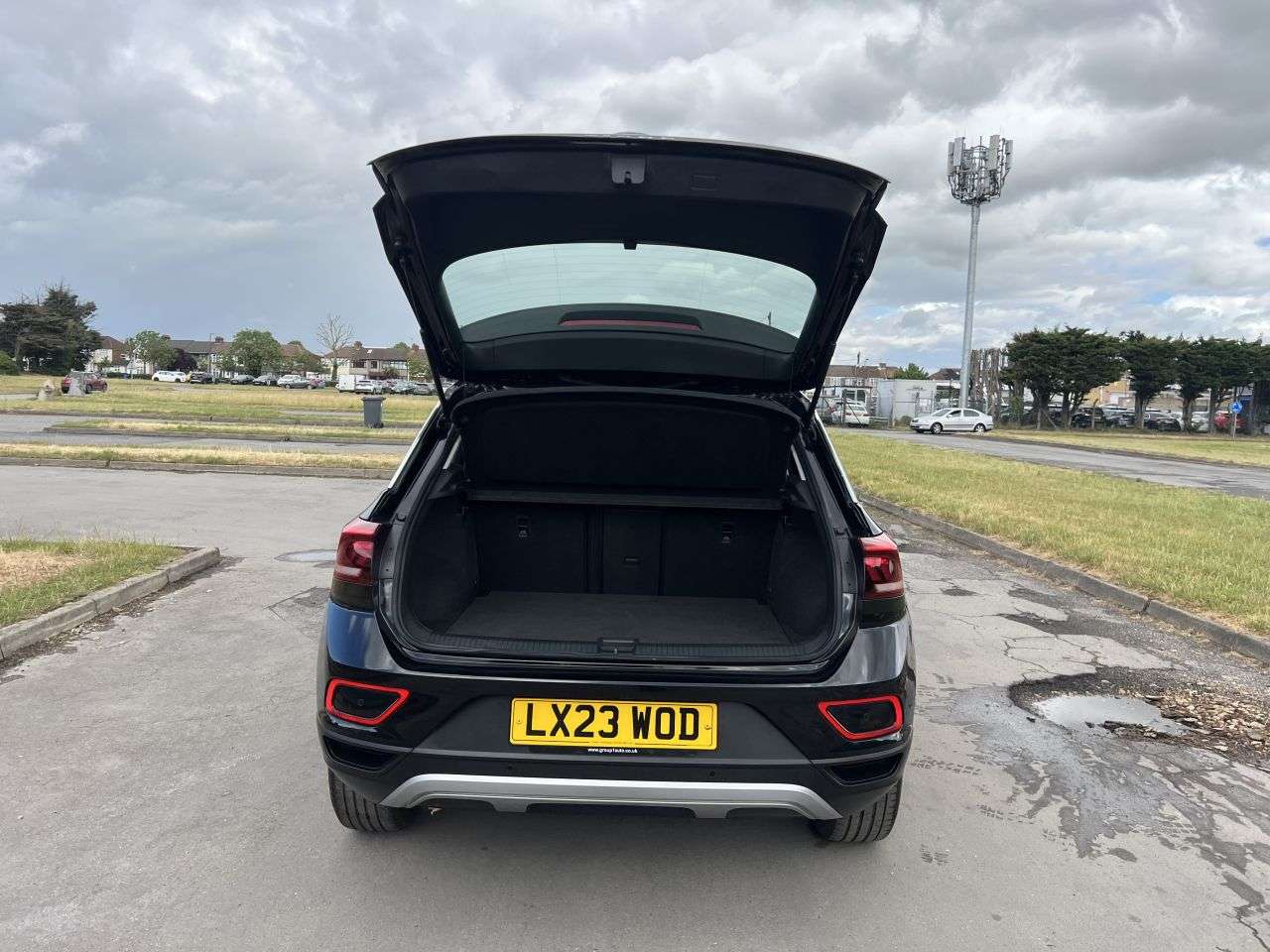 2023 VOLKSWAGEN T-ROC 2023 VOLKSWAGEN T-ROC