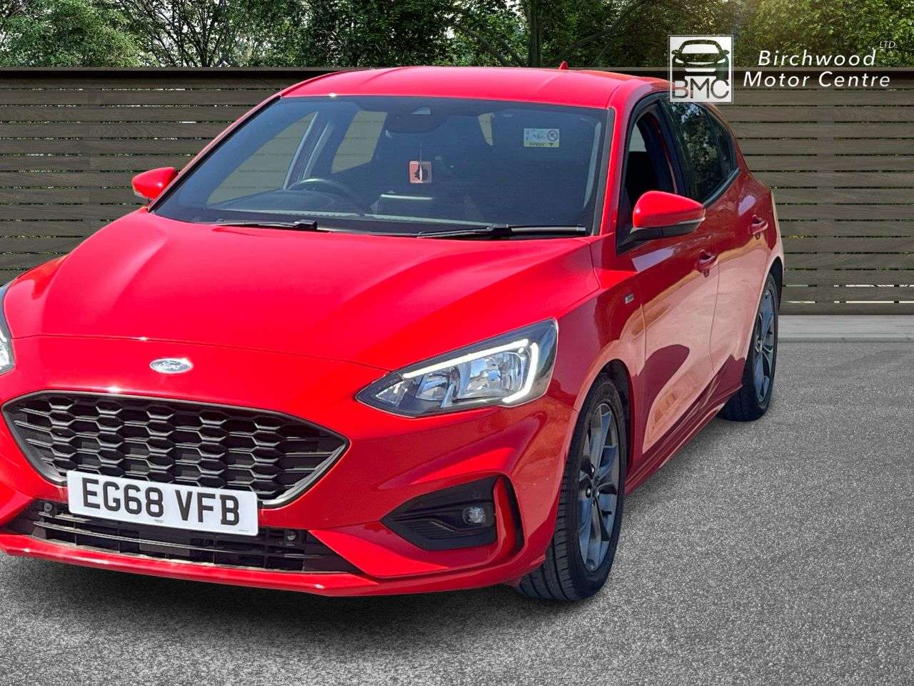 A 2019 FORD FOCUS 1.0T EcoBoost ST-Line Hatchback 5dr Petrol Manual Euro 6 (s/s) (125 ps) SER A 2019 FORD FOCUS 1.0T EcoBoost ST-Line Hatchback 5dr Petrol Manual Euro 6 (s/s) (125 ps) SER