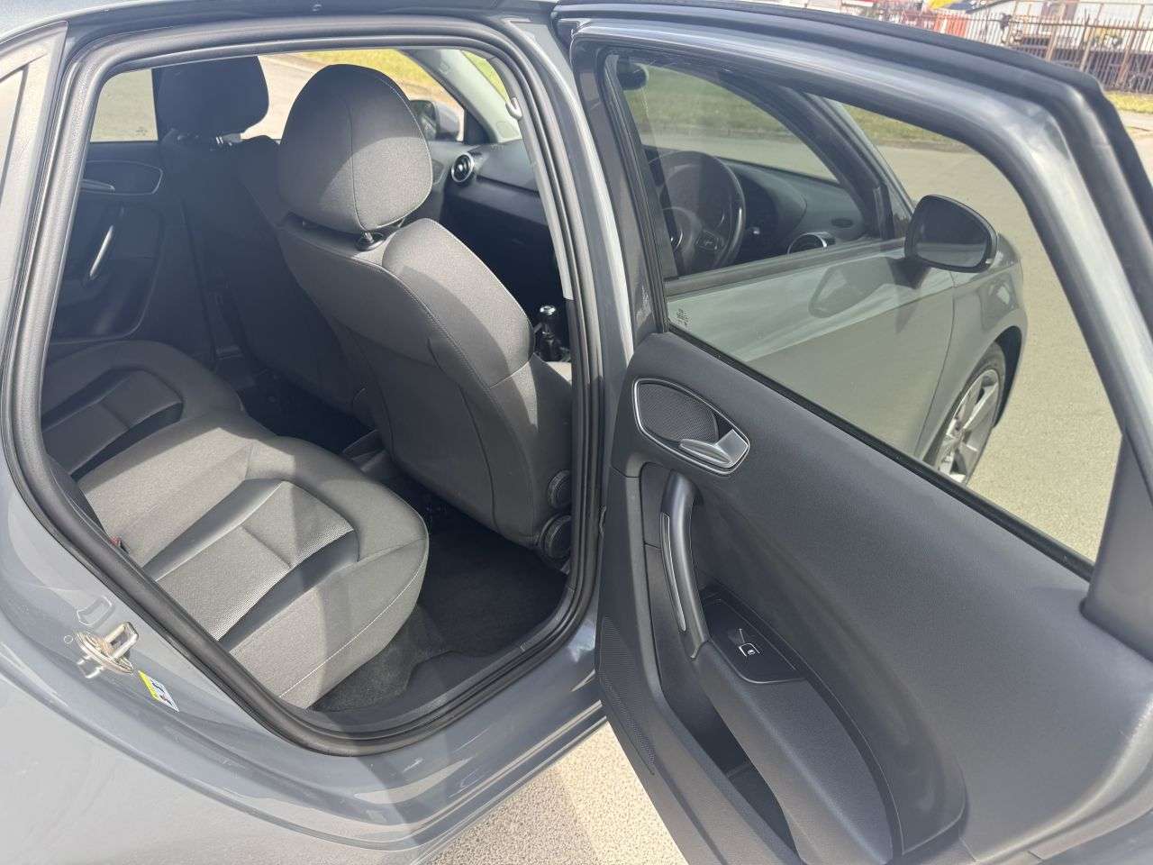 2016 AUDI A1 2016 AUDI A1
