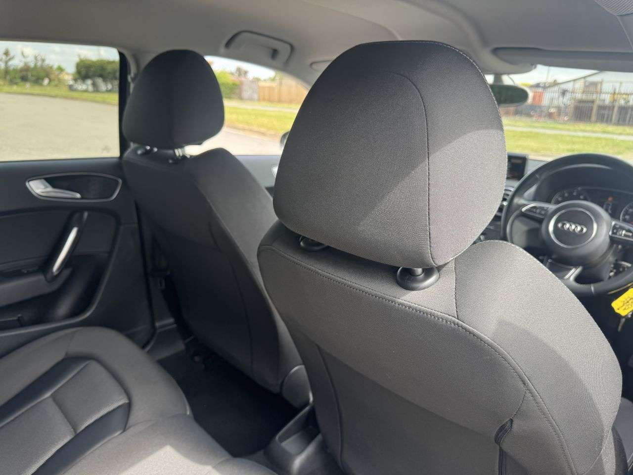 2016 AUDI A1 2016 AUDI A1