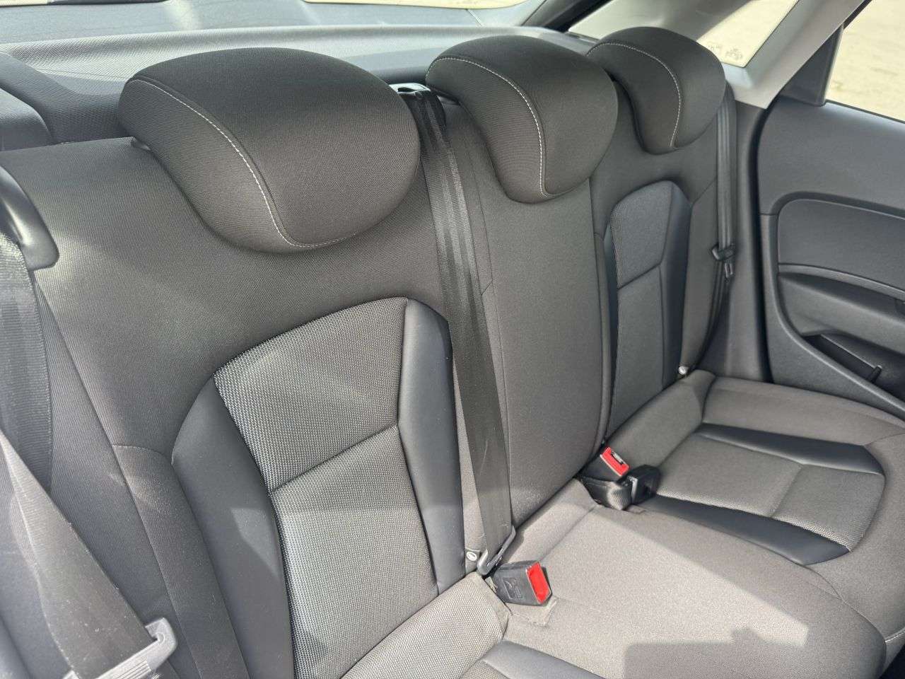 2016 AUDI A1 2016 AUDI A1