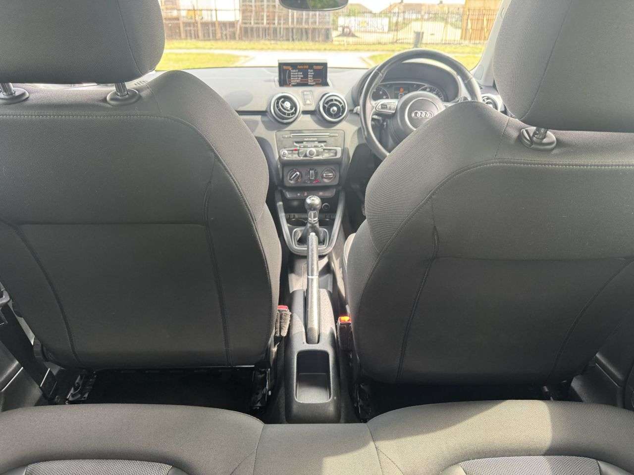2016 AUDI A1 2016 AUDI A1