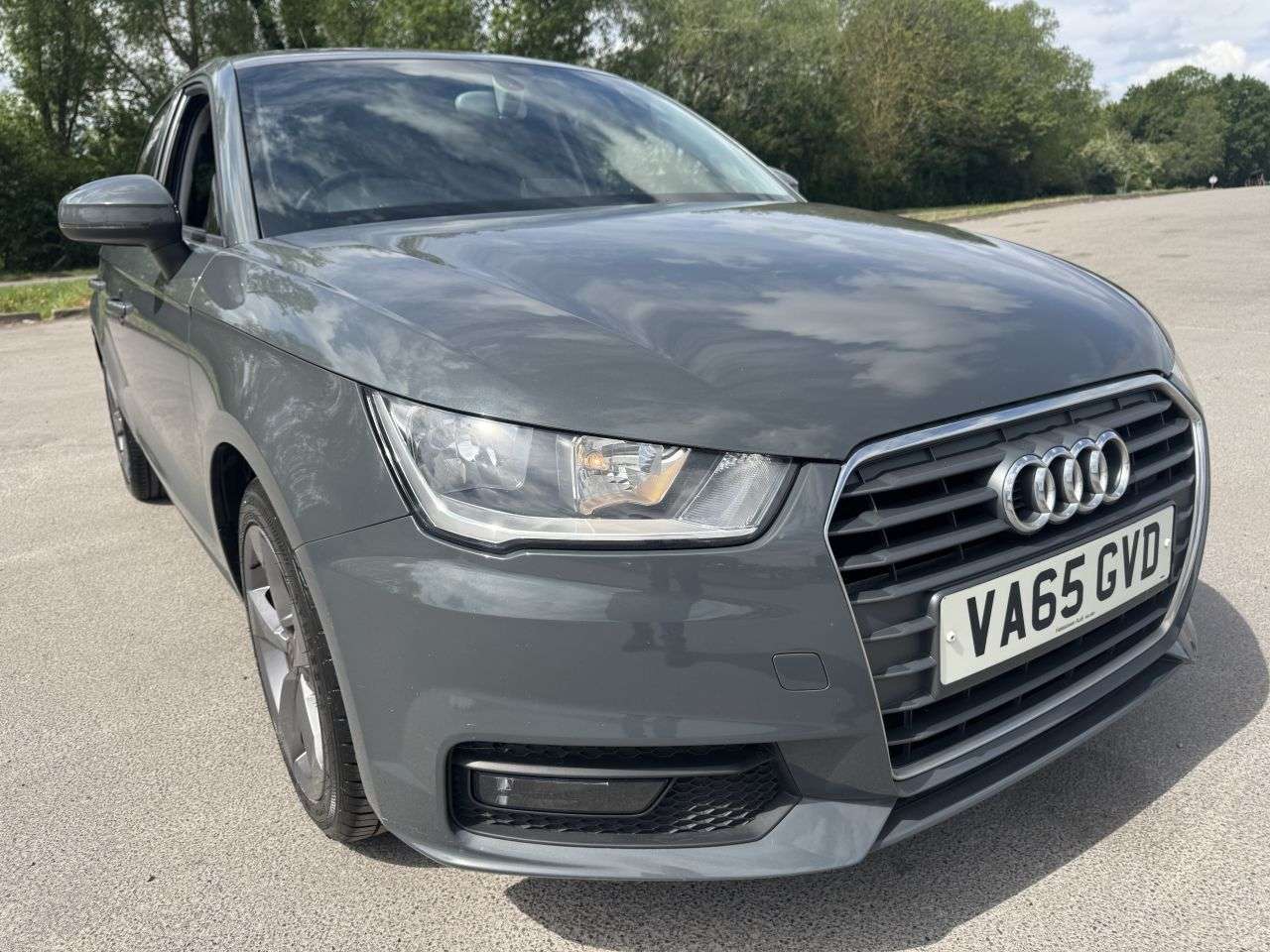 2016 AUDI A1 2016 AUDI A1