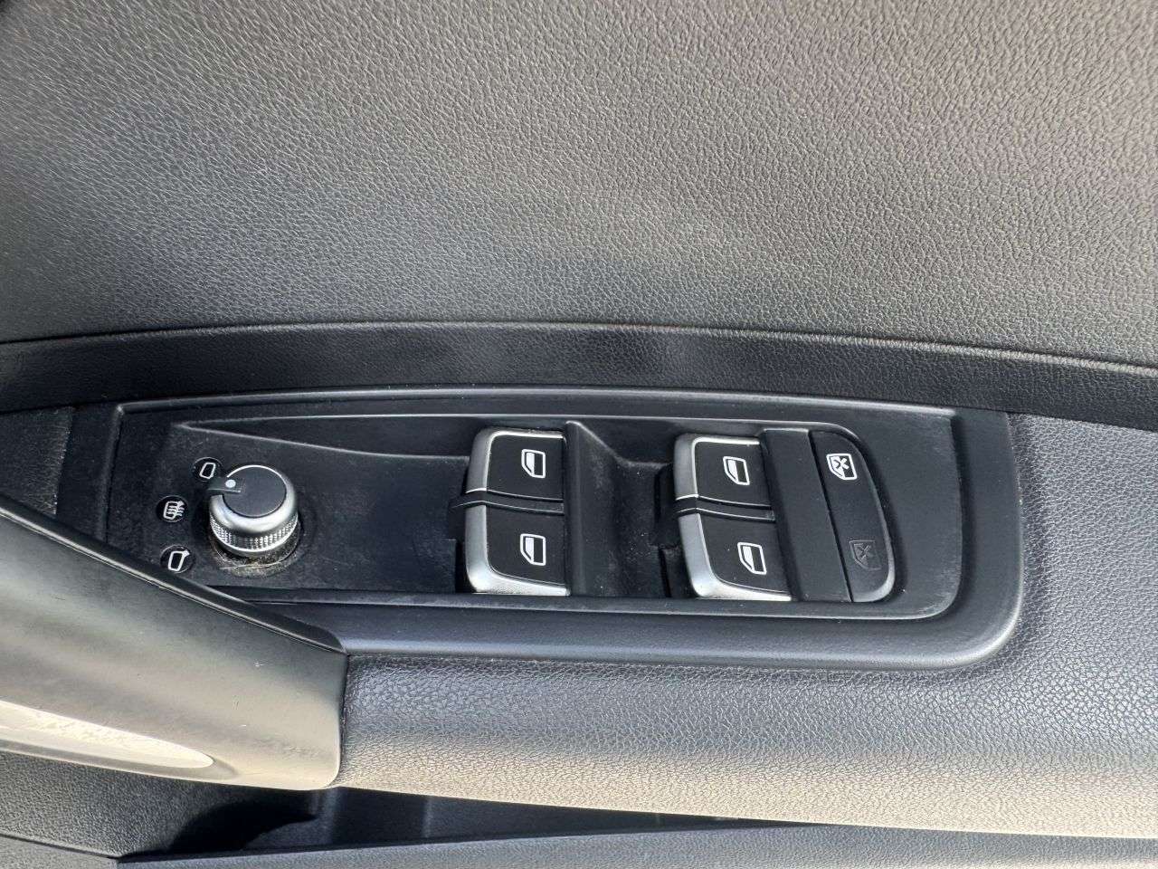 2016 AUDI A1 2016 AUDI A1