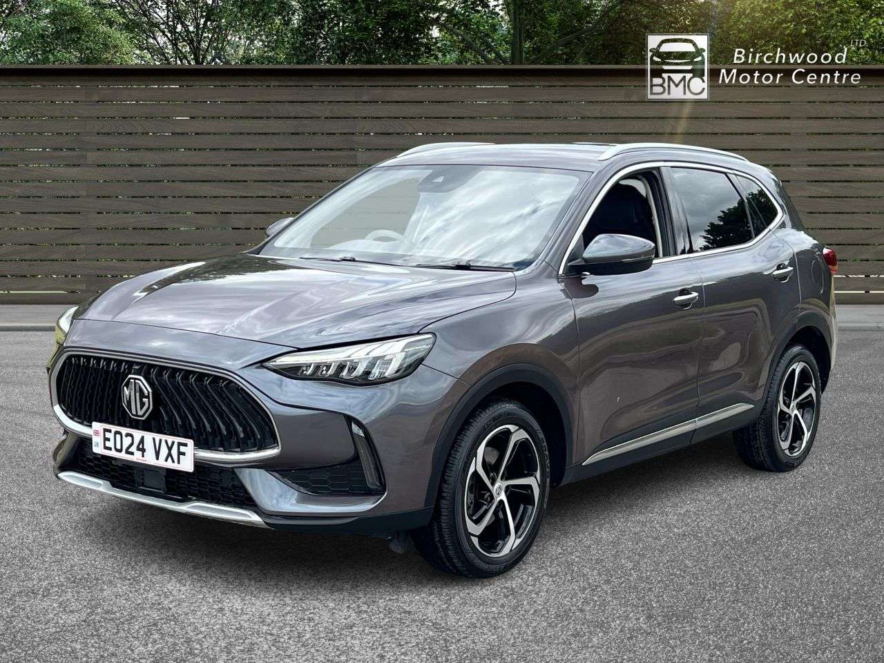 A 2024 MG MG HS 1.5 T-GDI Trophy SUV 5dr Petrol DCT Euro 6 (s/s) (162 ps) FULL SERVICE HIST A 2024 MG MG HS 1.5 T-GDI Trophy SUV 5dr Petrol DCT Euro 6 (s/s) (162 ps) FULL SERVICE HIST