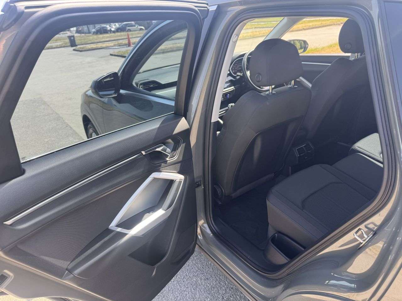 2021 AUDI Q3 2021 AUDI Q3