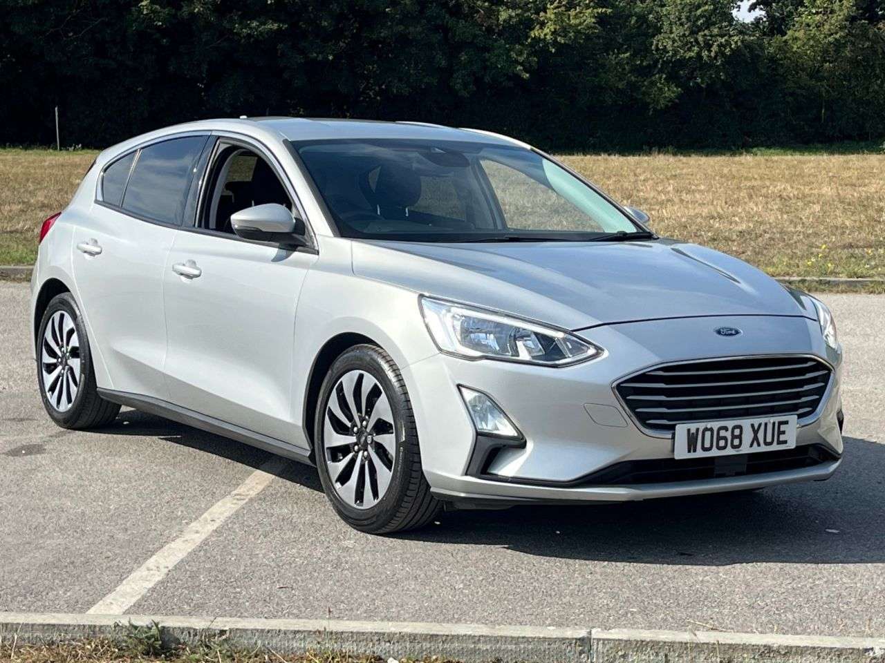 A 2019 FORD FOCUS 1.0T EcoBoost Zetec Hatchback 5dr Petrol Manual Euro 6 (s/s) (125 ps) AIR C A 2019 FORD FOCUS 1.0T EcoBoost Zetec Hatchback 5dr Petrol Manual Euro 6 (s/s) (125 ps) AIR C