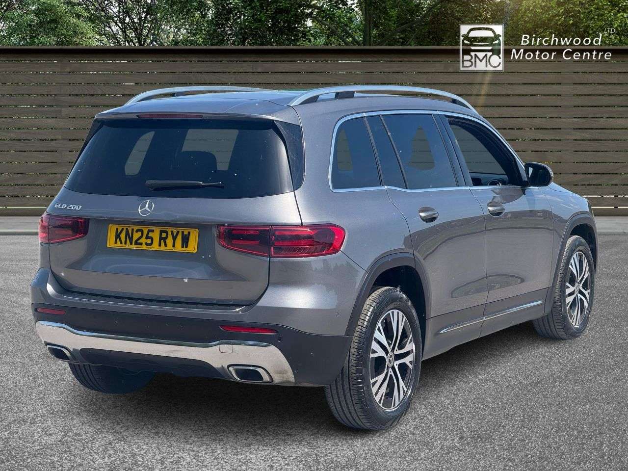 2025 MERCEDES-BENZ GLB 2025 MERCEDES-BENZ GLB