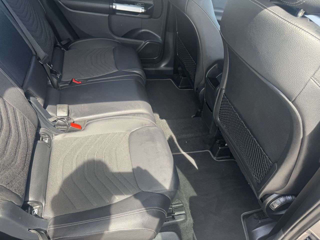 2025 MERCEDES-BENZ GLB 2025 MERCEDES-BENZ GLB