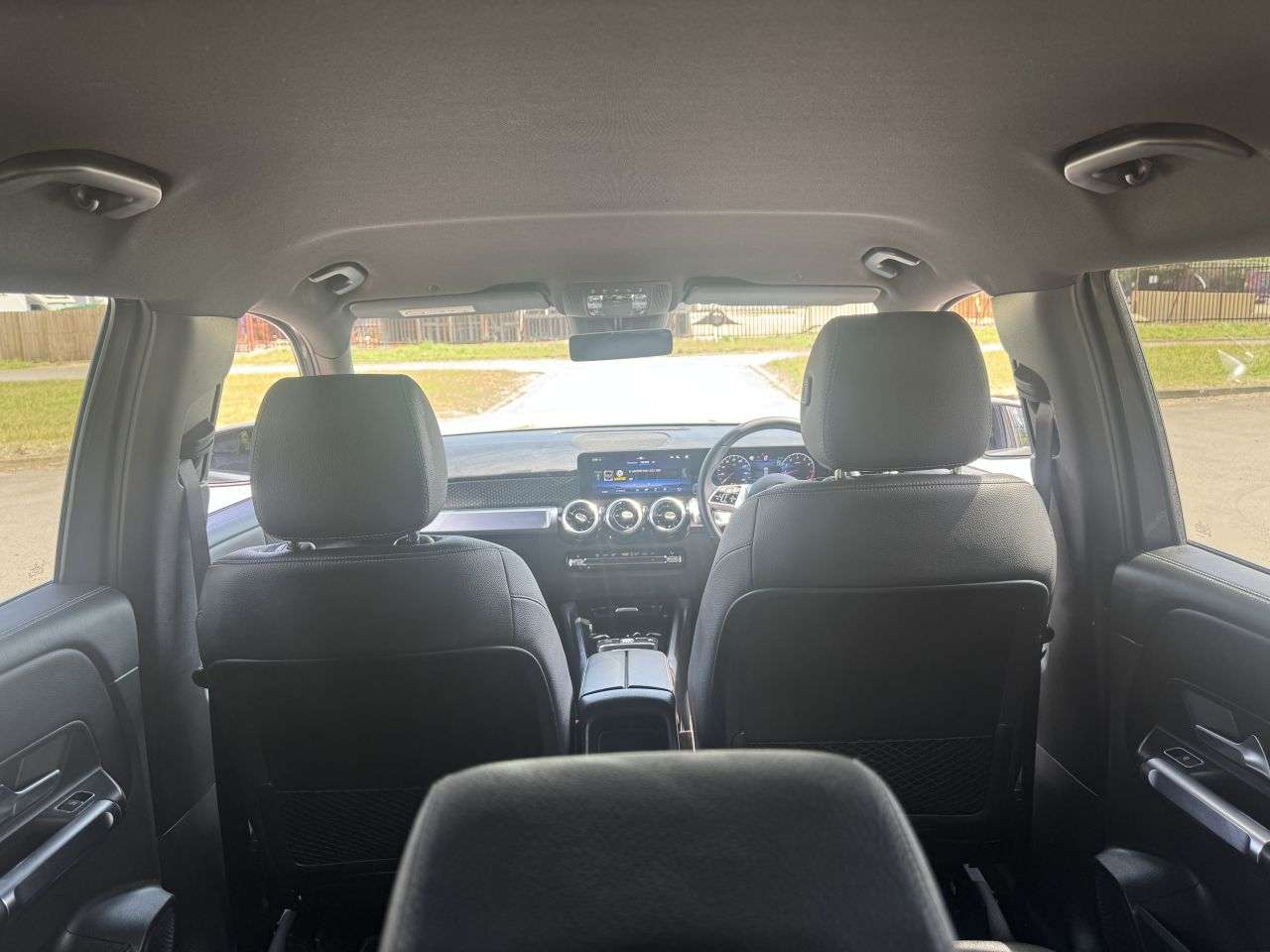 2025 MERCEDES-BENZ GLB 2025 MERCEDES-BENZ GLB