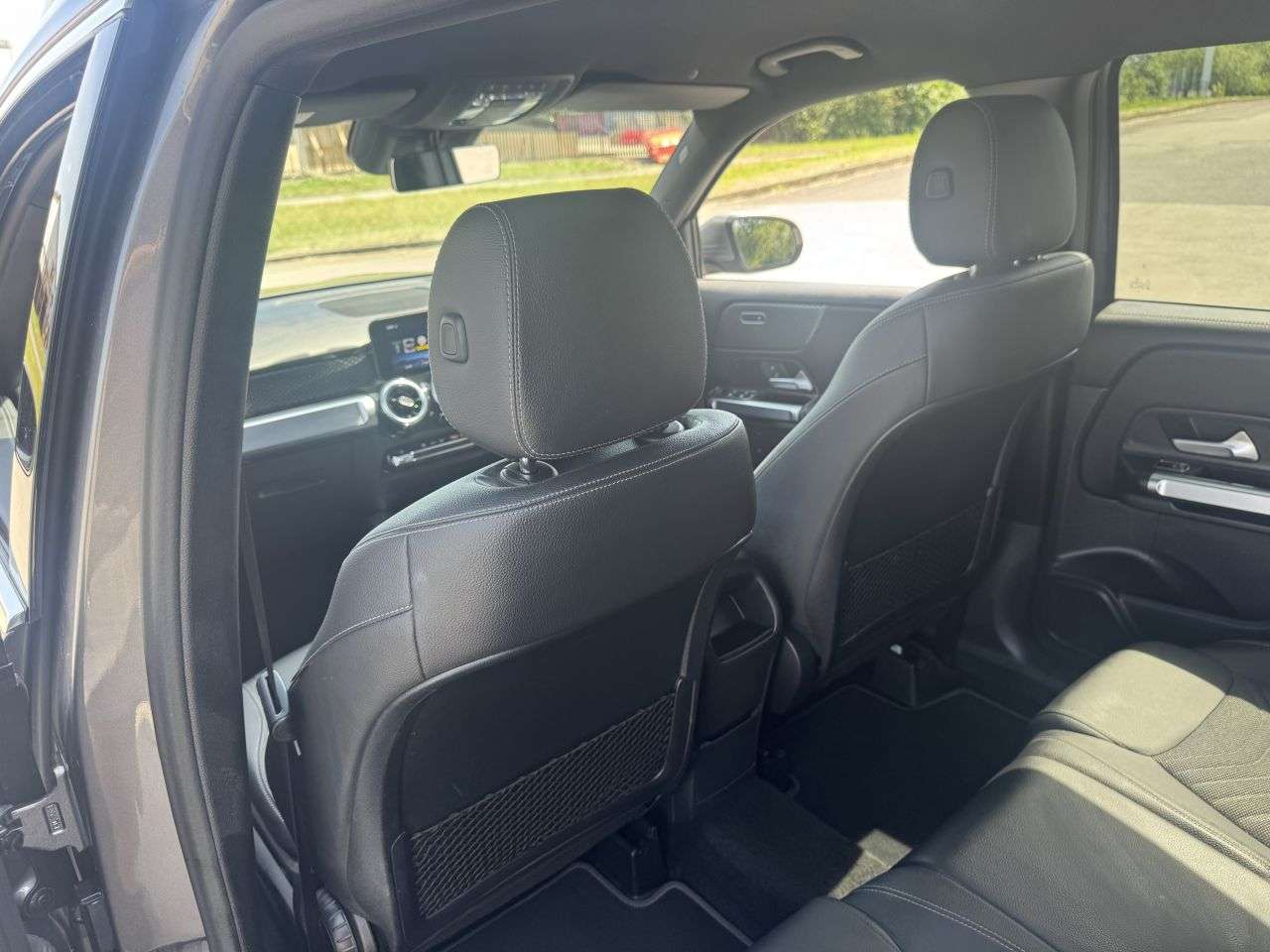 2025 MERCEDES-BENZ GLB 2025 MERCEDES-BENZ GLB
