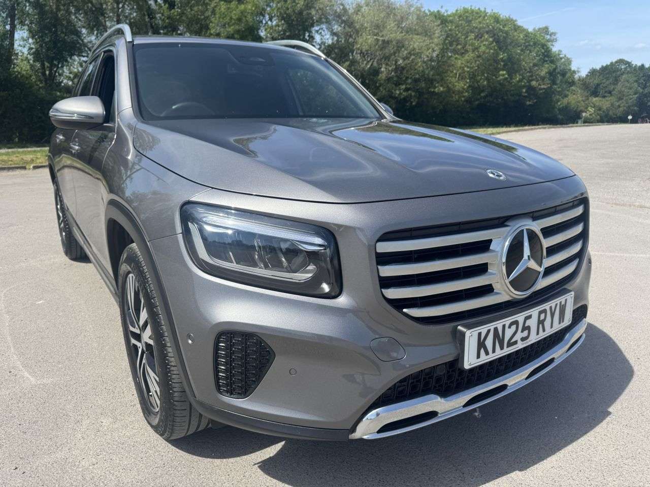 2025 MERCEDES-BENZ GLB 2025 MERCEDES-BENZ GLB