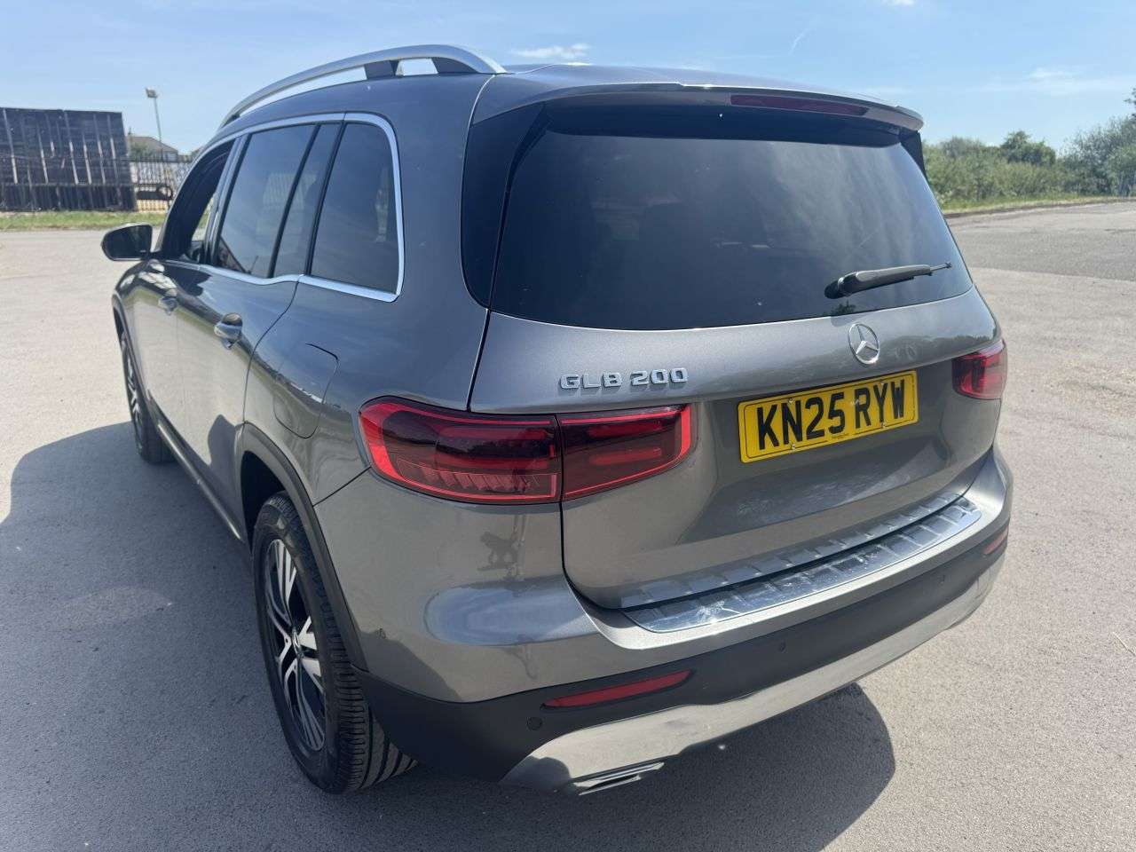 2025 MERCEDES-BENZ GLB 2025 MERCEDES-BENZ GLB