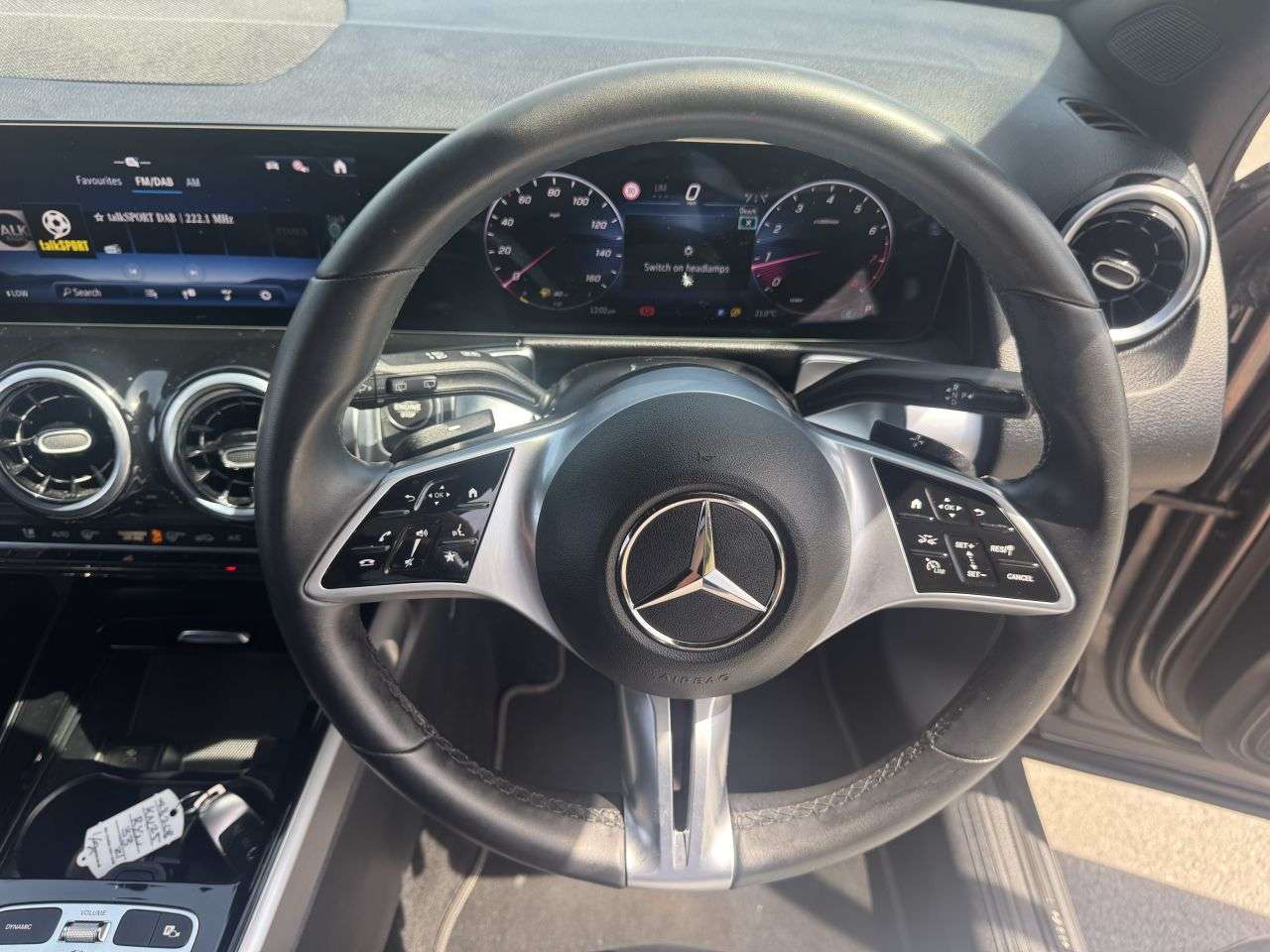 2025 MERCEDES-BENZ GLB 2025 MERCEDES-BENZ GLB