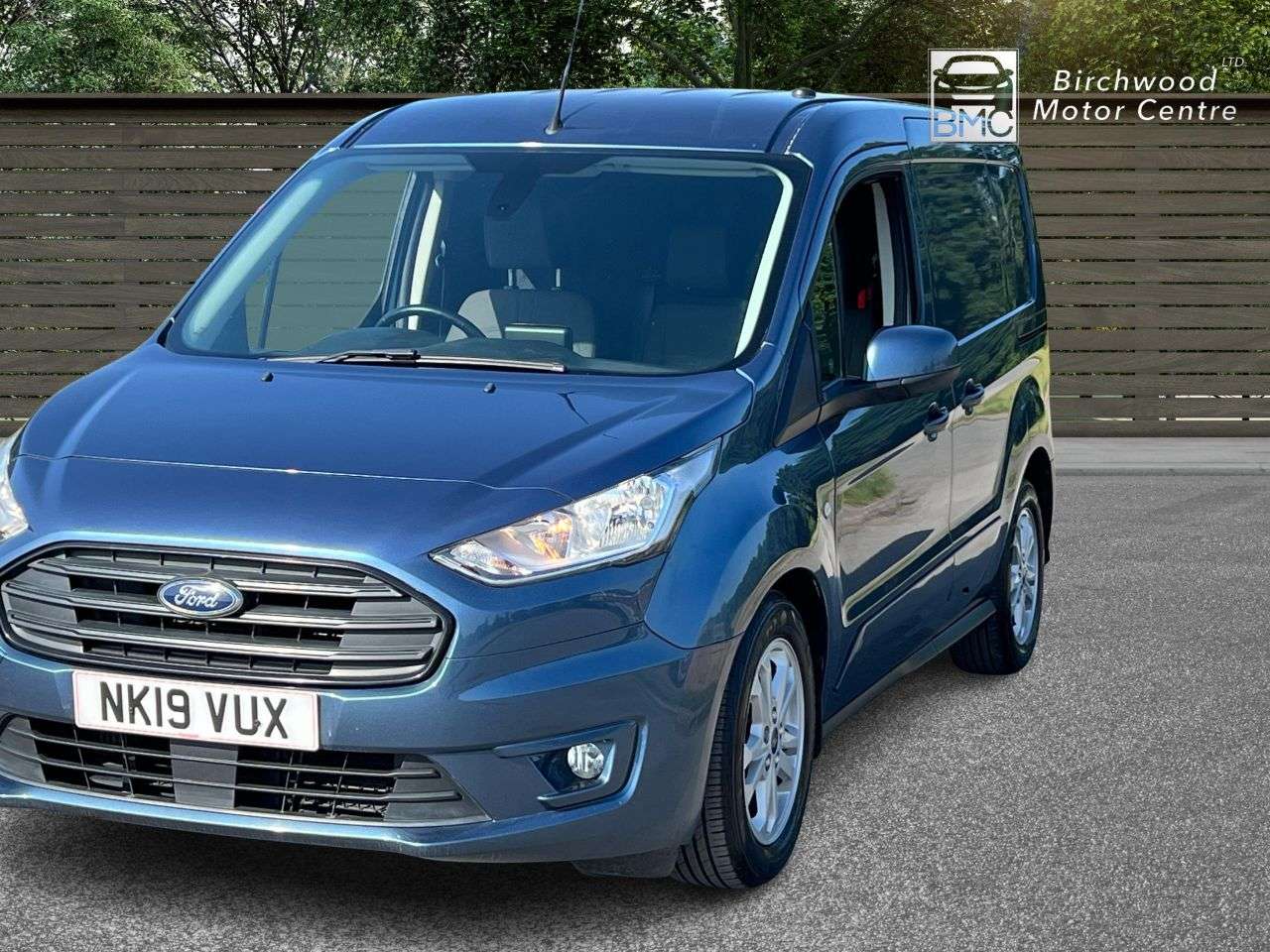 A 2019 FORD TRANSIT CONNECT 1.5 200 EcoBlue Limited Panel Van 5dr Diesel Manual L1 Euro 6 (s/s) (120 ps A 2019 FORD TRANSIT CONNECT 1.5 200 EcoBlue Limited Panel Van 5dr Diesel Manual L1 Euro 6 (s/s) (120 ps