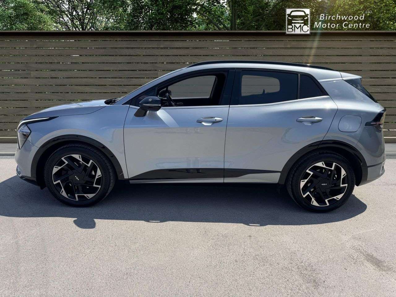 A 2022 KIA SPORTAGE 1.6 T-GDi MHEV GT-Line SUV 5dr Petrol Hybrid DCT Euro 6 (s/s) (148 bhp) FUL A 2022 KIA SPORTAGE 1.6 T-GDi MHEV GT-Line SUV 5dr Petrol Hybrid DCT Euro 6 (s/s) (148 bhp) FUL