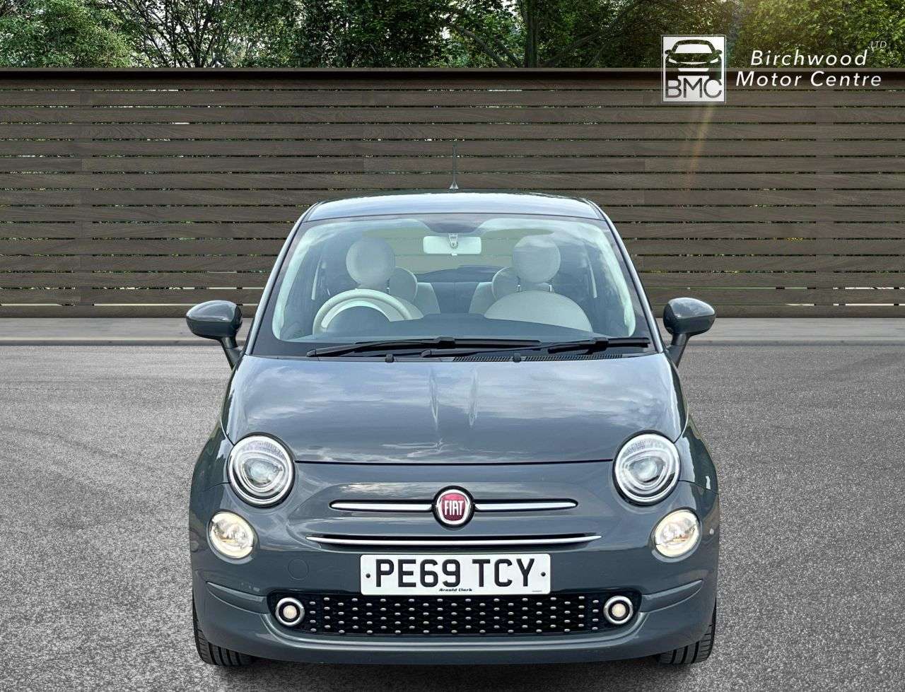 A 2019 FIAT 500 1.2 Lounge Hatchback 3dr Petrol Manual Euro 6 (s/s) (69 bhp) A 2019 FIAT 500 1.2 Lounge Hatchback 3dr Petrol Manual Euro 6 (s/s) (69 bhp)