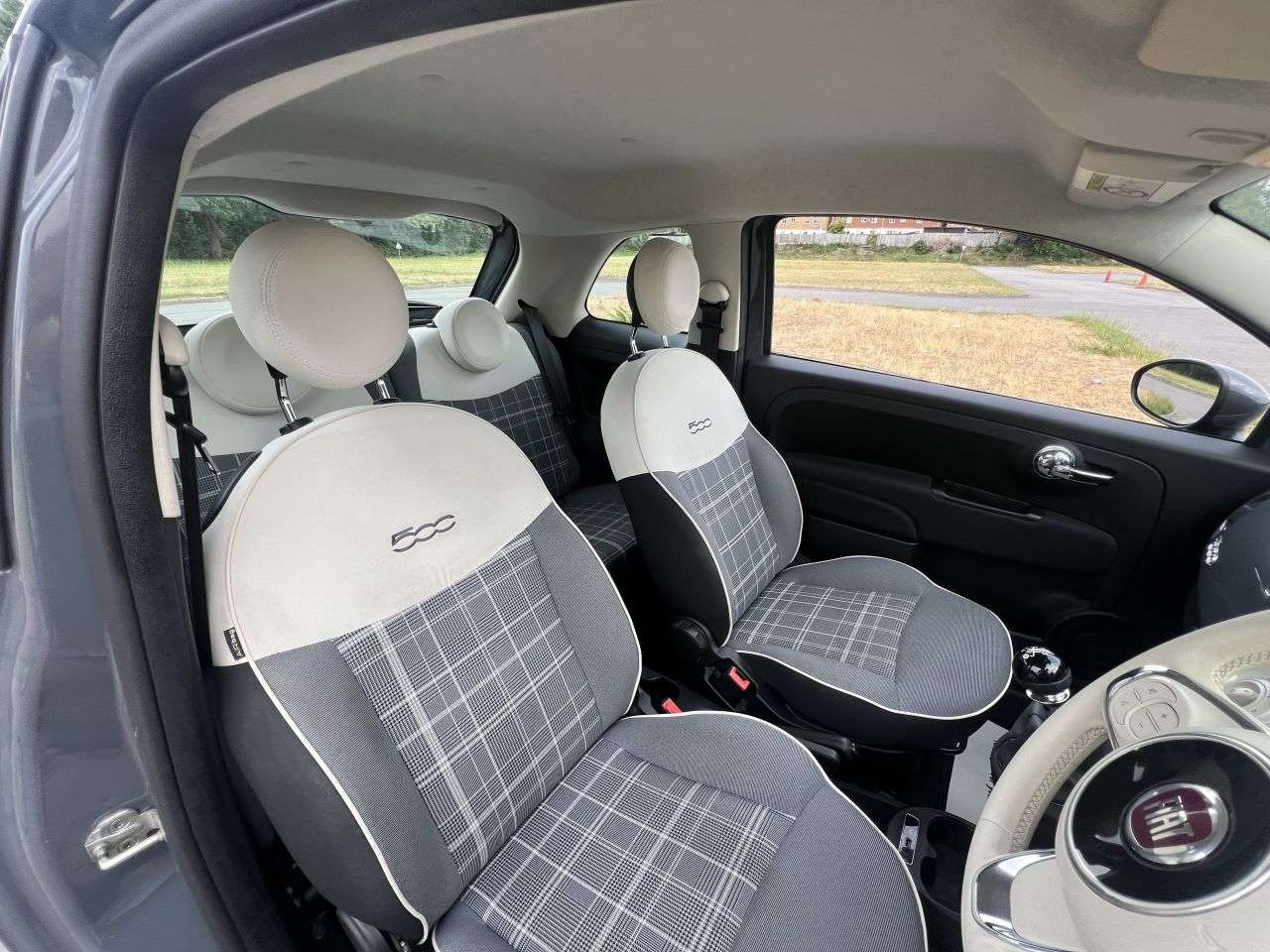 2019 FIAT 500 2019 FIAT 500