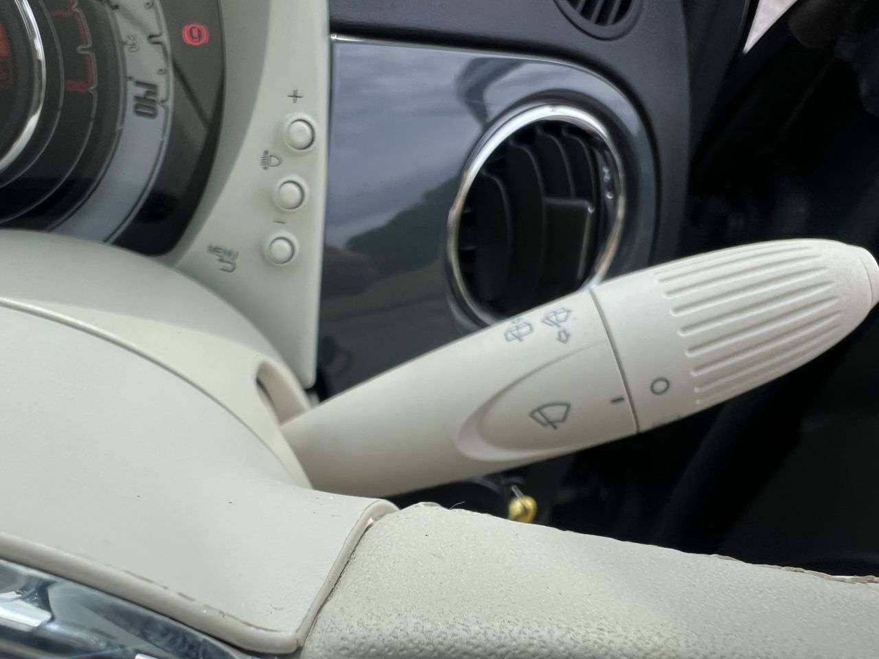 2019 FIAT 500 2019 FIAT 500