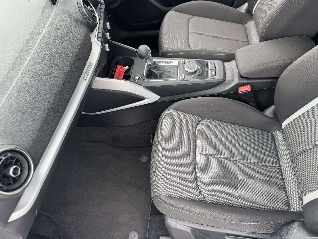 2019 AUDI Q2 2019 AUDI Q2
