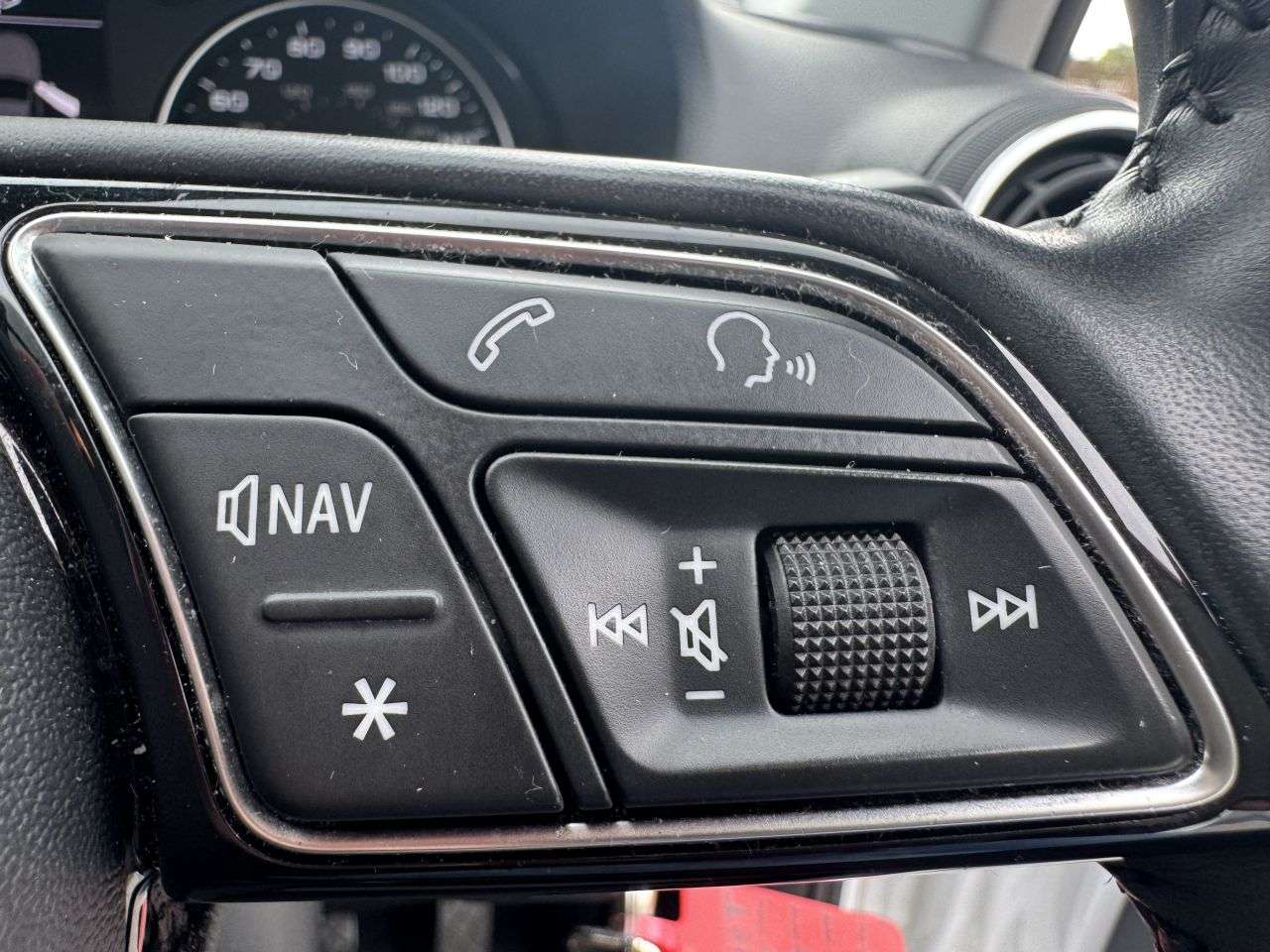 2019 AUDI Q2 2019 AUDI Q2