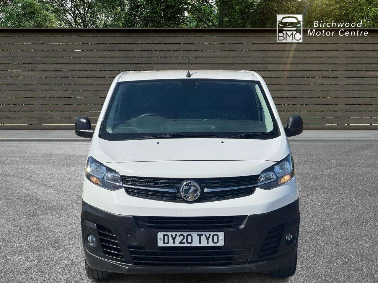 A 2020 VAUXHALL VIVARO 1.5 Turbo D 2900 Dynamic Panel Van 6dr Diesel Manual L2 H1 Euro 6 (s/s) (10 A 2020 VAUXHALL VIVARO 1.5 Turbo D 2900 Dynamic Panel Van 6dr Diesel Manual L2 H1 Euro 6 (s/s) (10