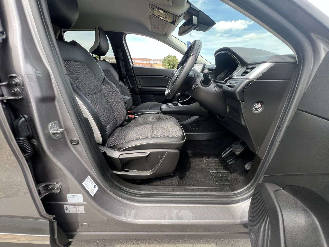 2023 RENAULT CAPTUR 2023 RENAULT CAPTUR