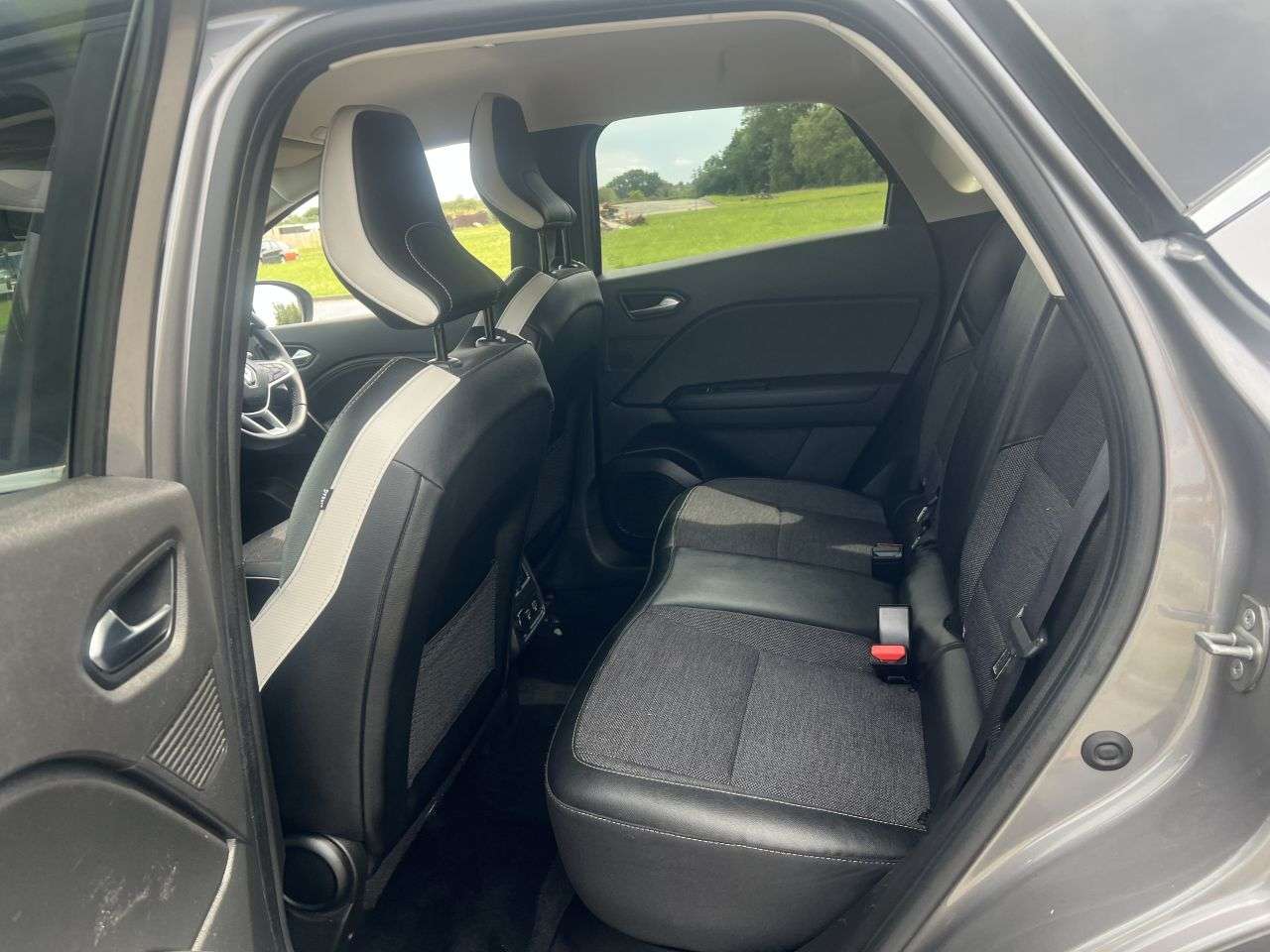 2023 RENAULT CAPTUR 2023 RENAULT CAPTUR