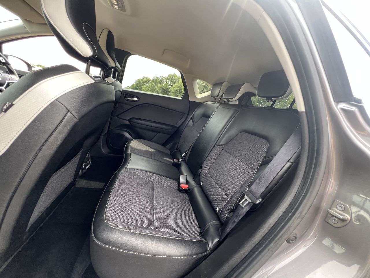 2023 RENAULT CAPTUR 2023 RENAULT CAPTUR