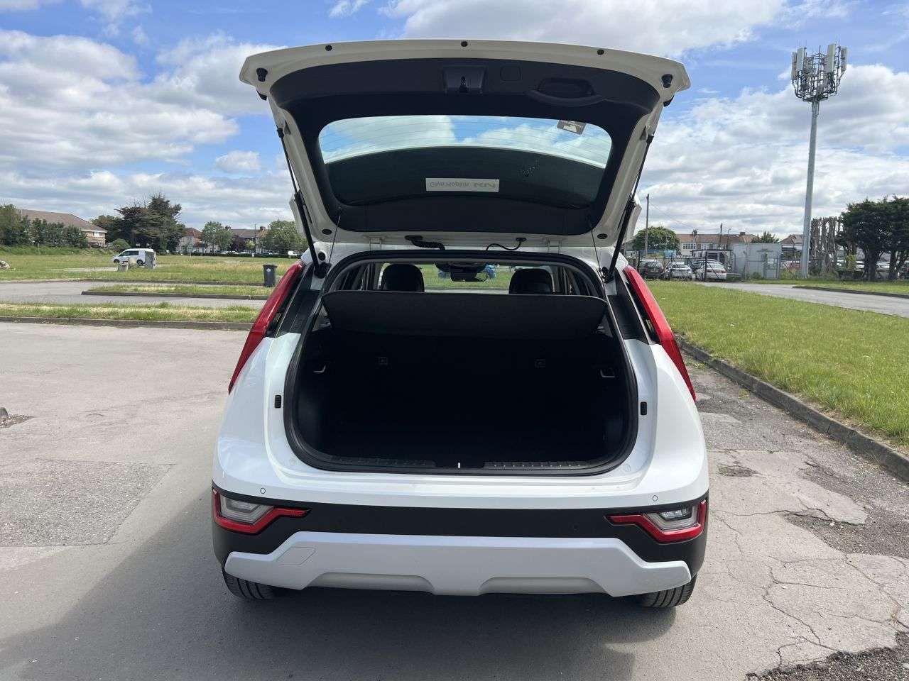 2023 KIA NIRO 2023 KIA NIRO