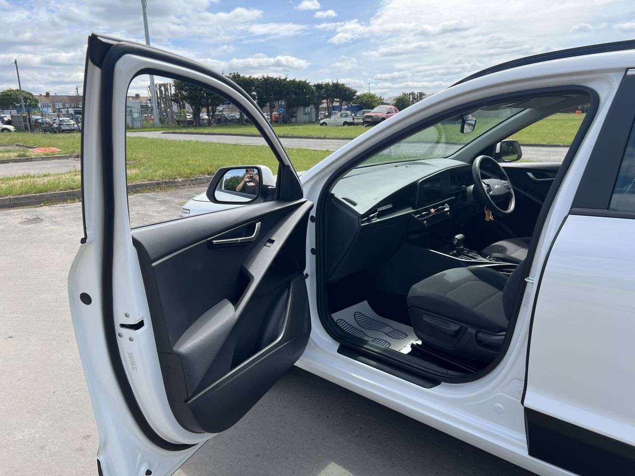 2023 KIA NIRO 2023 KIA NIRO
