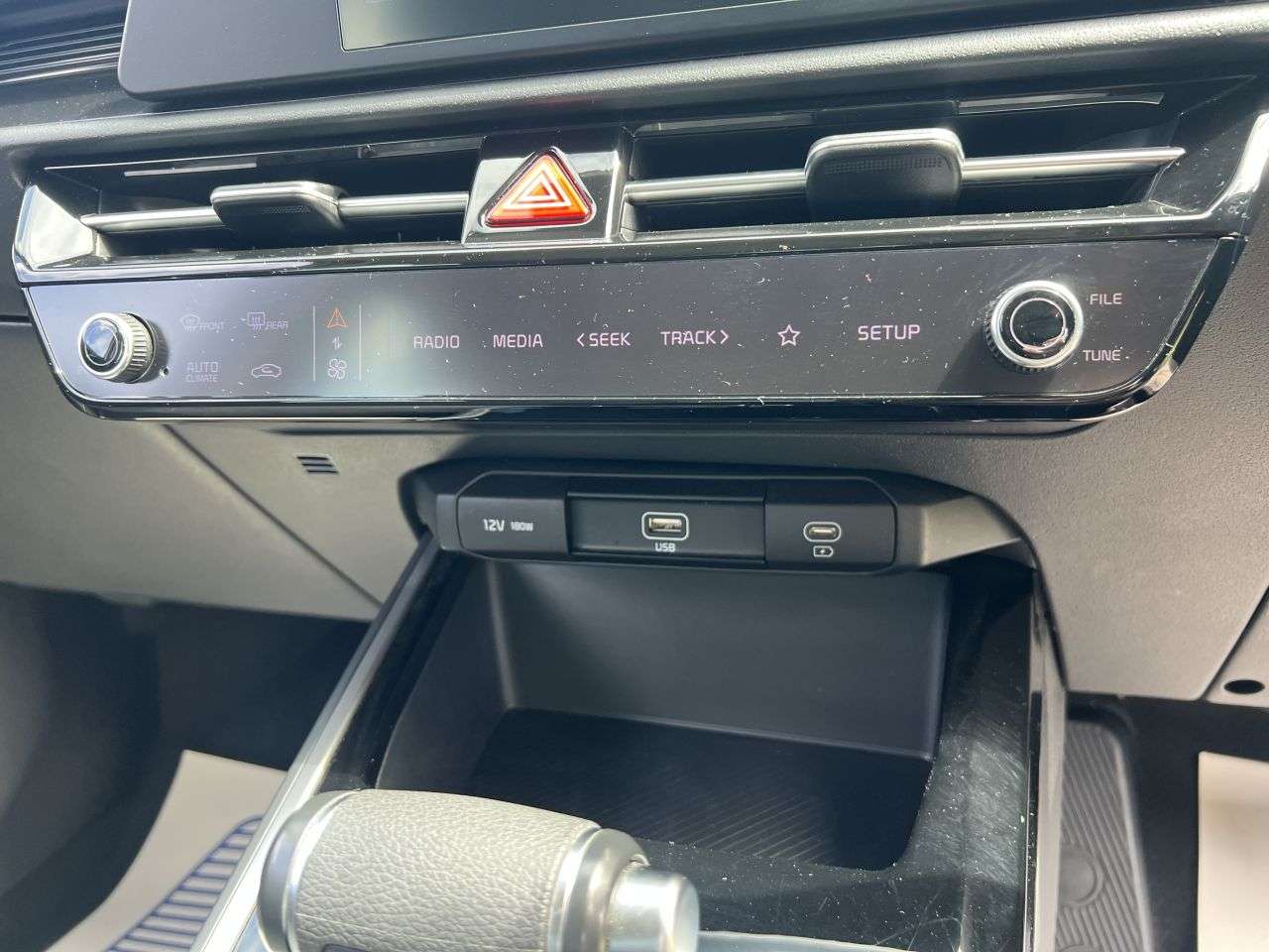 2023 KIA NIRO 2023 KIA NIRO
