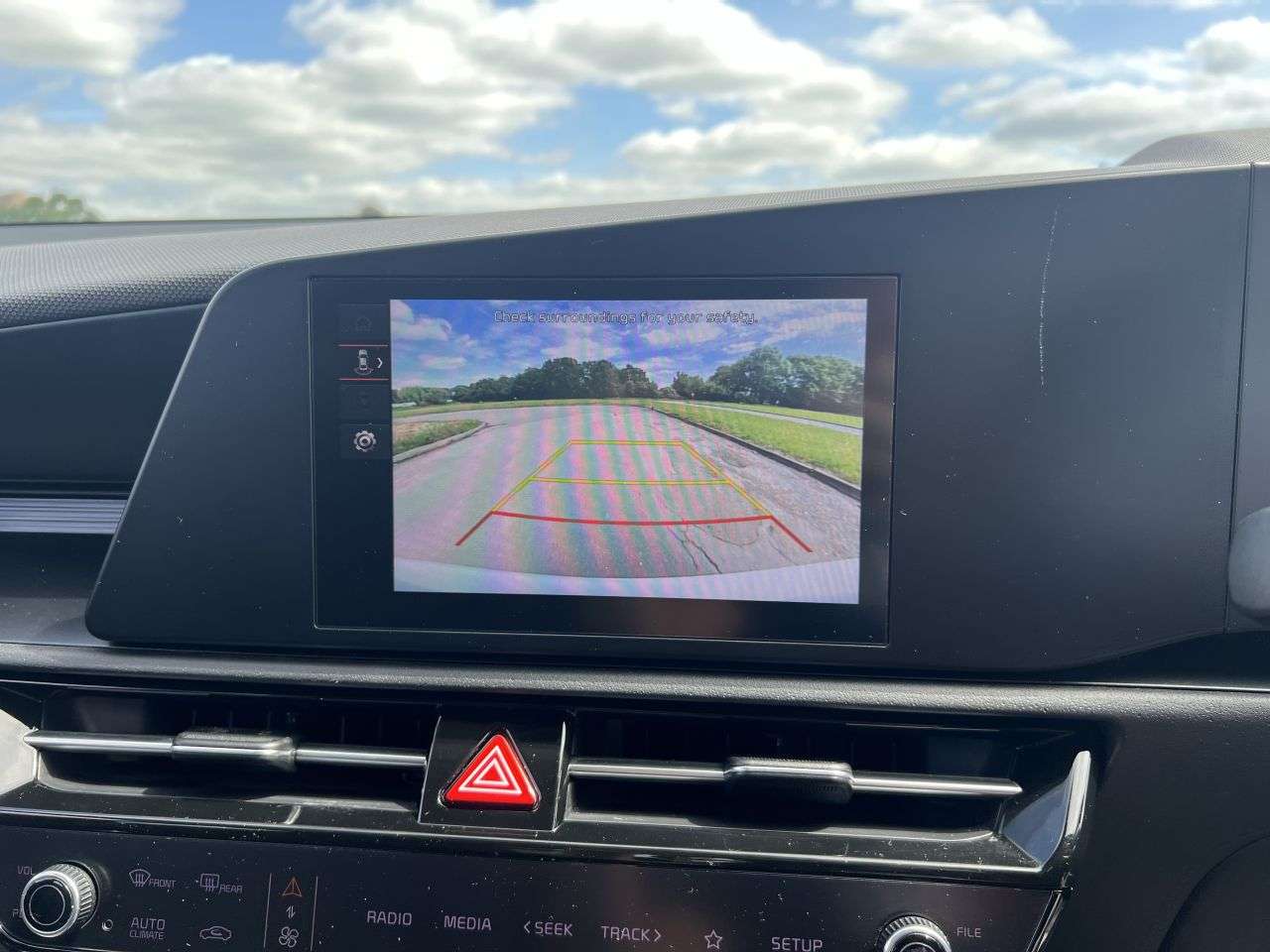 2023 KIA NIRO 2023 KIA NIRO