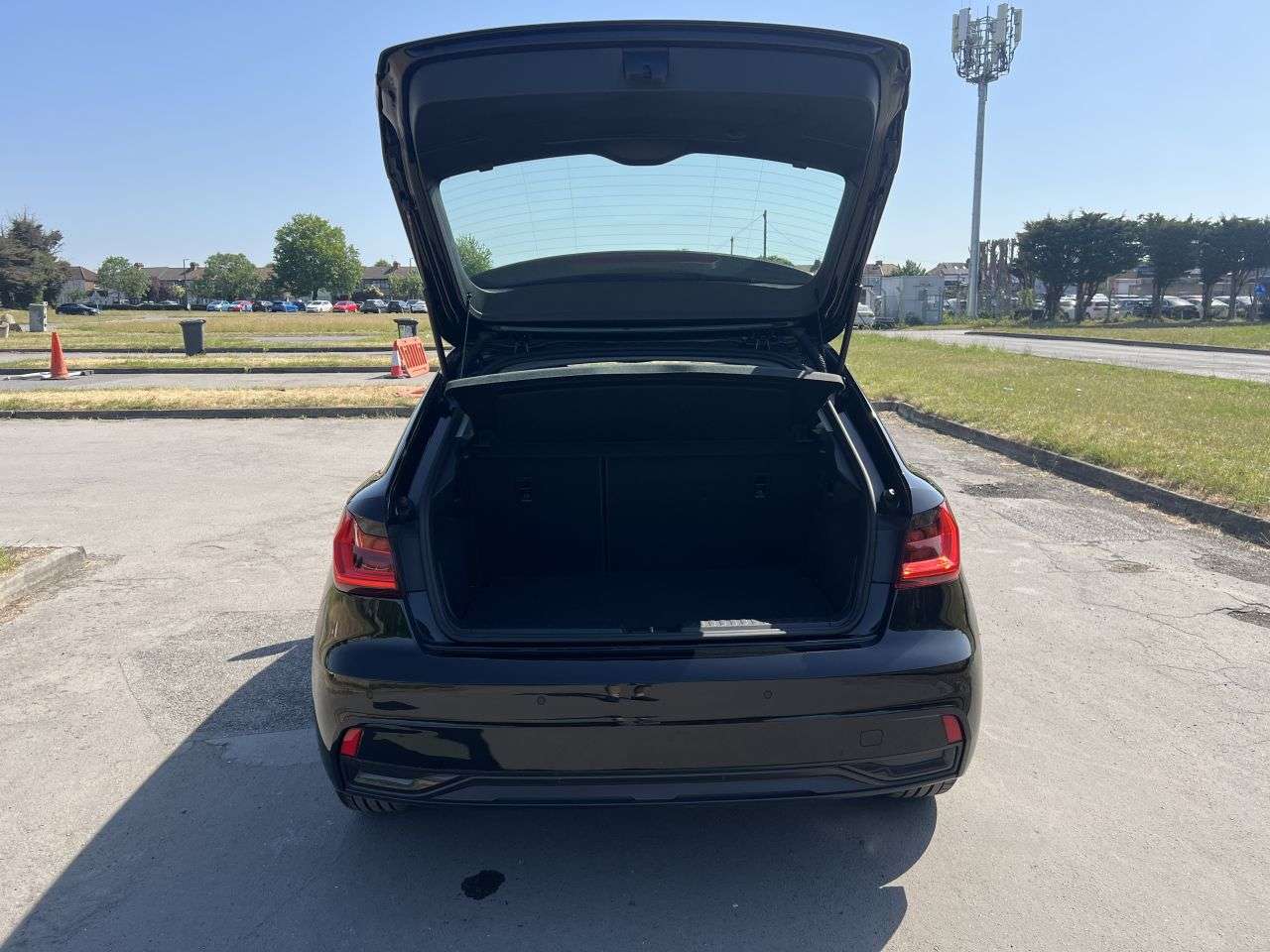 2023 AUDI A1 2023 AUDI A1