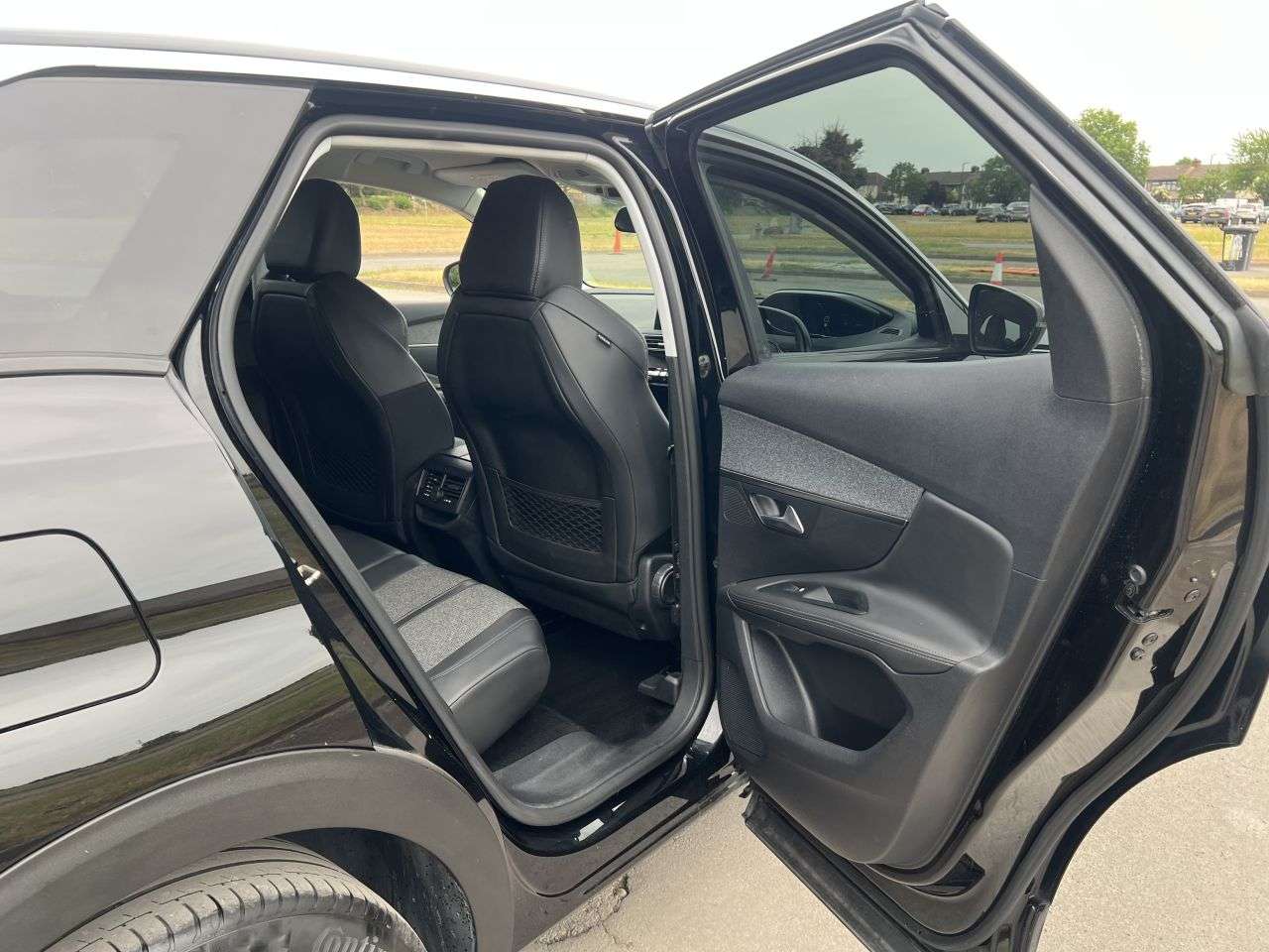 2018 PEUGEOT 3008 2018 PEUGEOT 3008