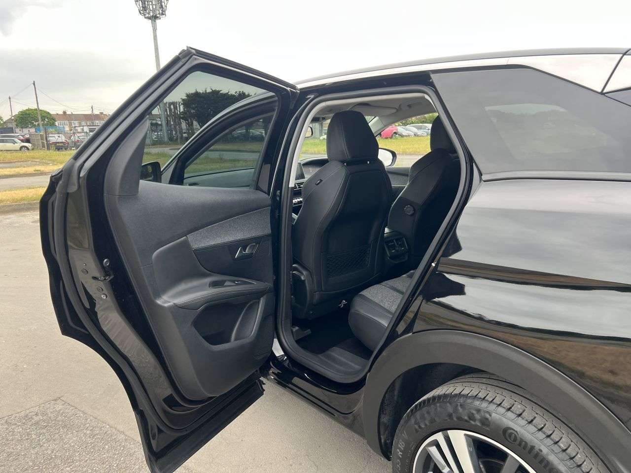 2018 PEUGEOT 3008 2018 PEUGEOT 3008