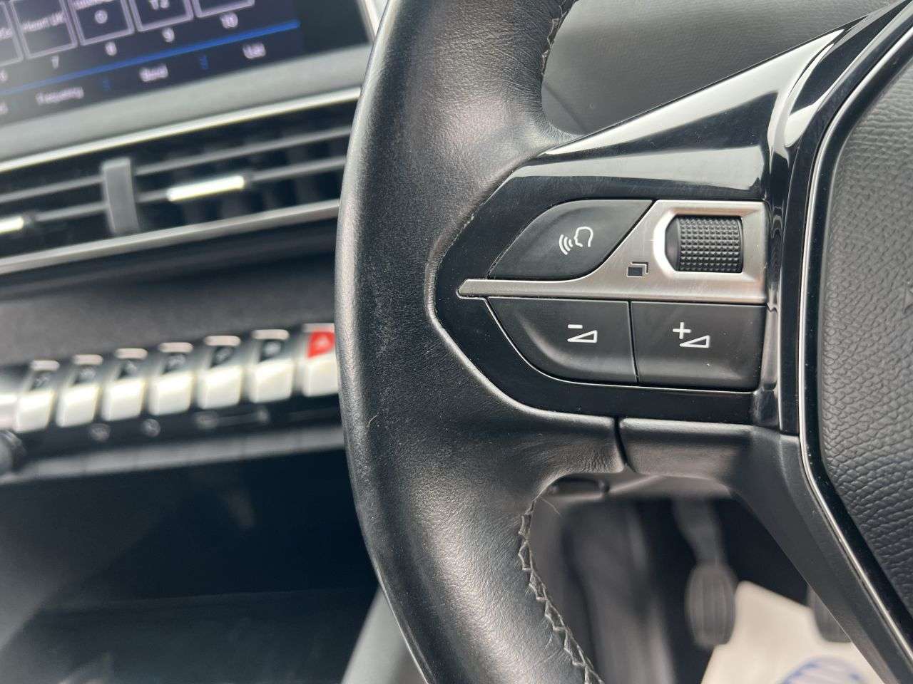 2018 PEUGEOT 3008 2018 PEUGEOT 3008
