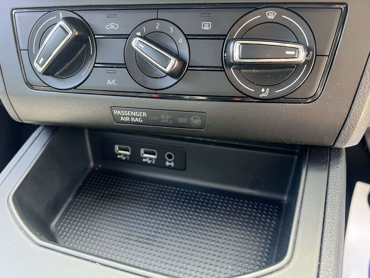 2018 SEAT IBIZA 2018 SEAT IBIZA