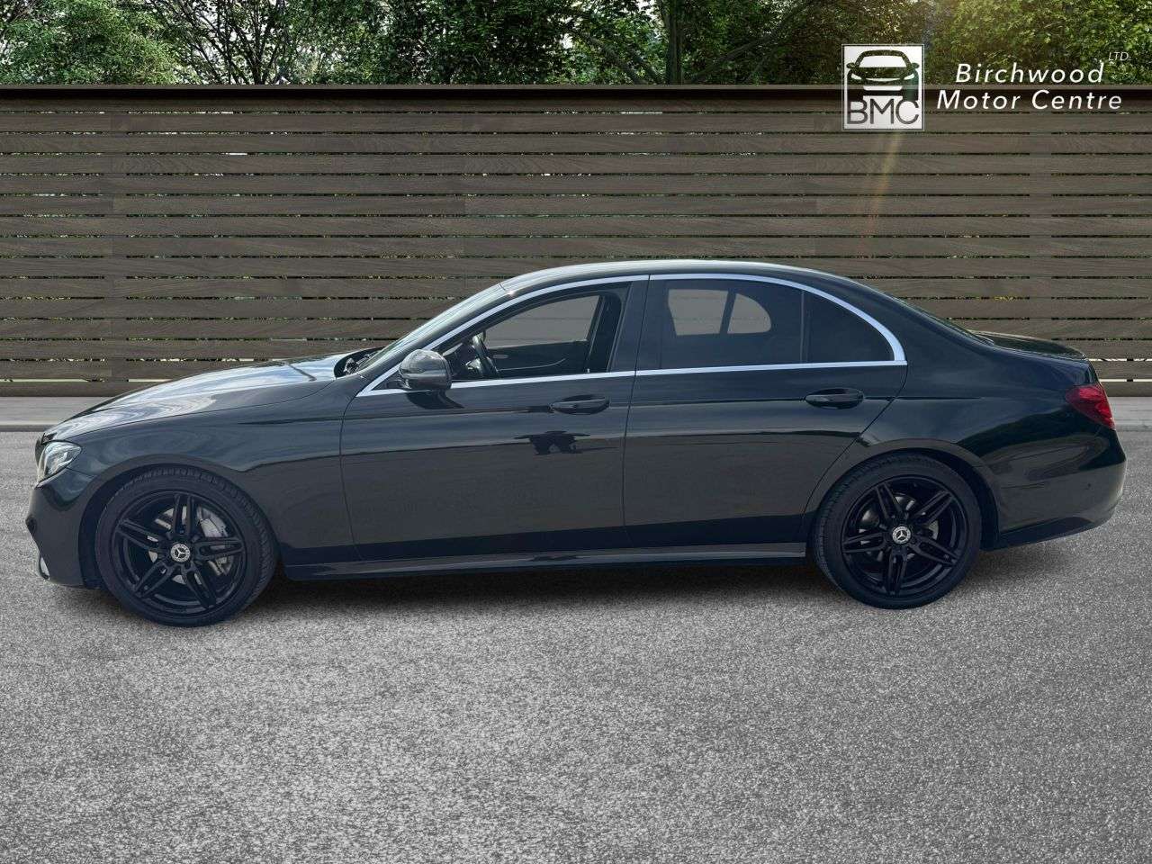 A 2018 MERCEDES-BENZ E-CLASS 2.0 E220d AMG Line Saloon 4dr Diesel G-Tronic+ Euro 6 (s/s) (194 ps) SERVIC A 2018 MERCEDES-BENZ E-CLASS 2.0 E220d AMG Line Saloon 4dr Diesel G-Tronic+ Euro 6 (s/s) (194 ps) SERVIC