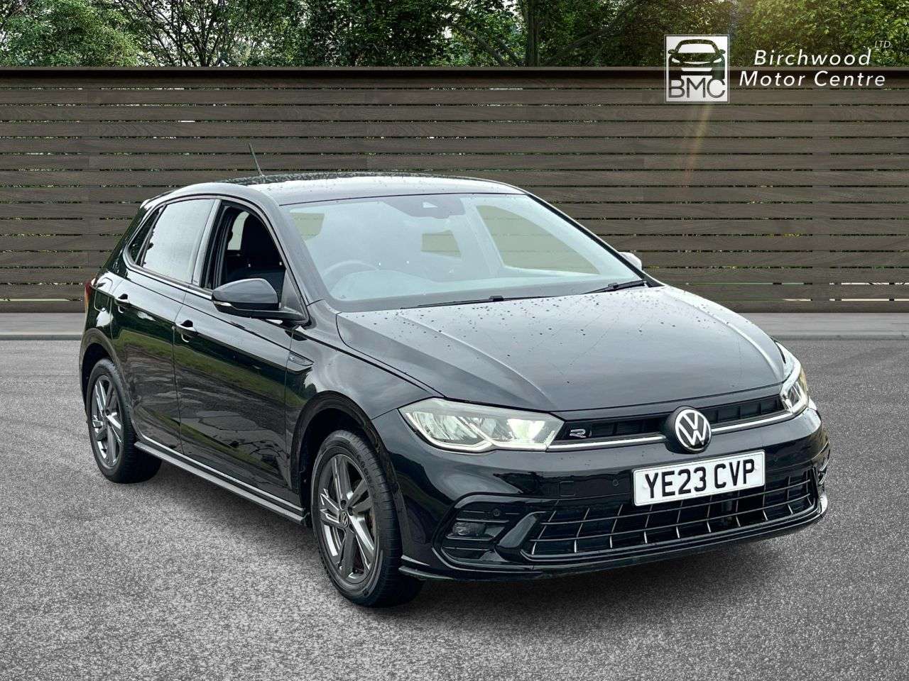 A 2023 VOLKSWAGEN POLO 1.0 TSI R-Line Hatchback 5dr Petrol DSG Euro 6 (s/s) (95 ps) FULL SERVICE H A 2023 VOLKSWAGEN POLO 1.0 TSI R-Line Hatchback 5dr Petrol DSG Euro 6 (s/s) (95 ps) FULL SERVICE H