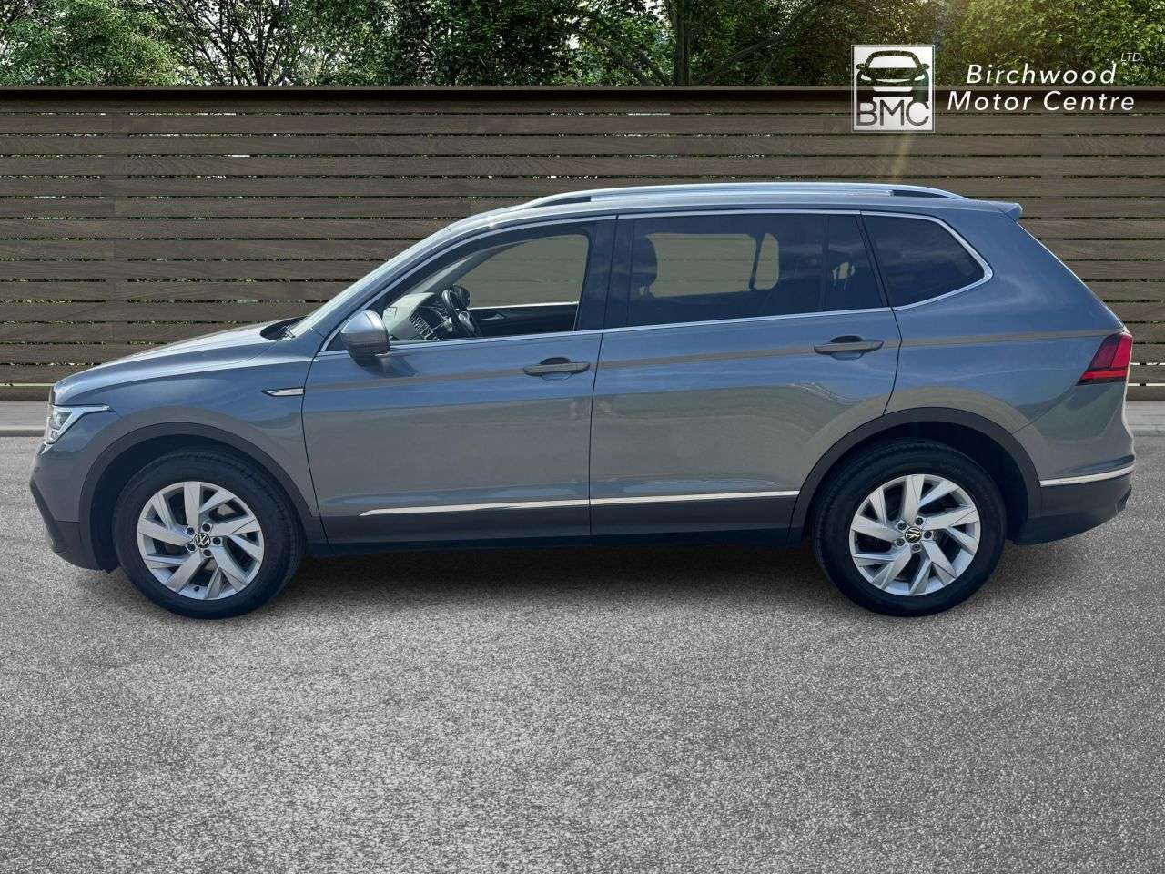 A 2022 VOLKSWAGEN TIGUAN ALLSPACE 1.5 TSI Life SUV 5dr Petrol DSG Euro 6 (s/s) (150 ps) FULL SERVICE HISTORY A 2022 VOLKSWAGEN TIGUAN ALLSPACE 1.5 TSI Life SUV 5dr Petrol DSG Euro 6 (s/s) (150 ps) FULL SERVICE HISTORY