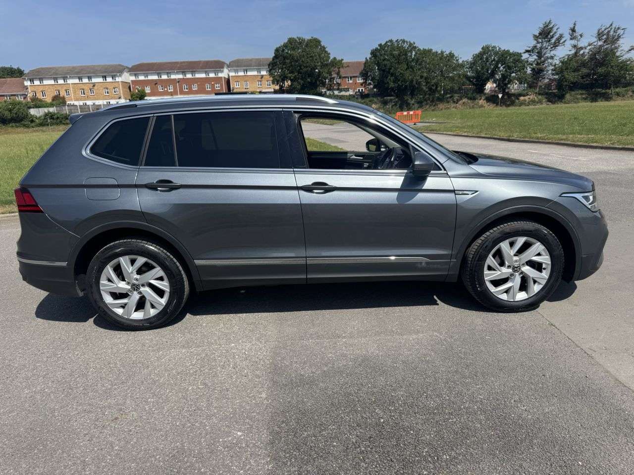 2022 VOLKSWAGEN TIGUAN ALLSPACE 2022 VOLKSWAGEN TIGUAN ALLSPACE