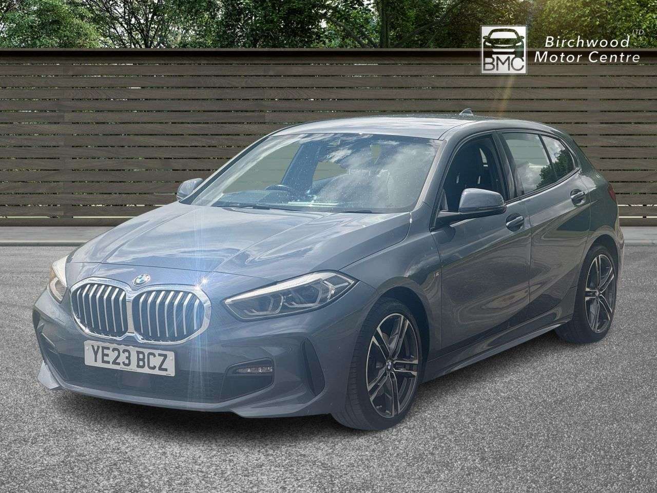 A 2023 BMW 1 SERIES 1.5 118i M Sport (LCP) Hatchback 5dr Petrol DCT Euro 6 (s/s) (136 ps) FULL A 2023 BMW 1 SERIES 1.5 118i M Sport (LCP) Hatchback 5dr Petrol DCT Euro 6 (s/s) (136 ps) FULL