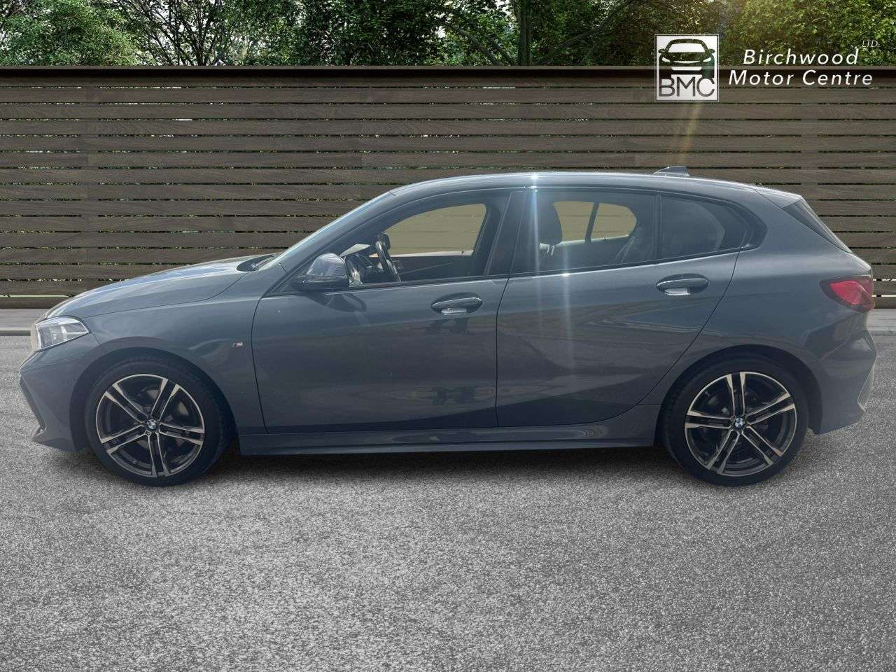 A 2023 BMW 1 SERIES 1.5 118i M Sport (LCP) Hatchback 5dr Petrol DCT Euro 6 (s/s) (136 ps) FULL A 2023 BMW 1 SERIES 1.5 118i M Sport (LCP) Hatchback 5dr Petrol DCT Euro 6 (s/s) (136 ps) FULL